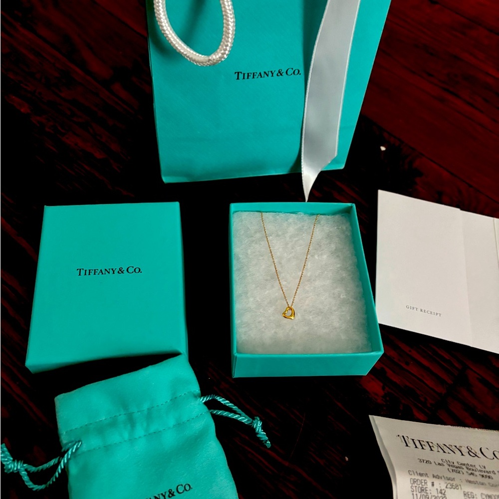 Tiffany and co. Yellow gold 7mm heart necklace